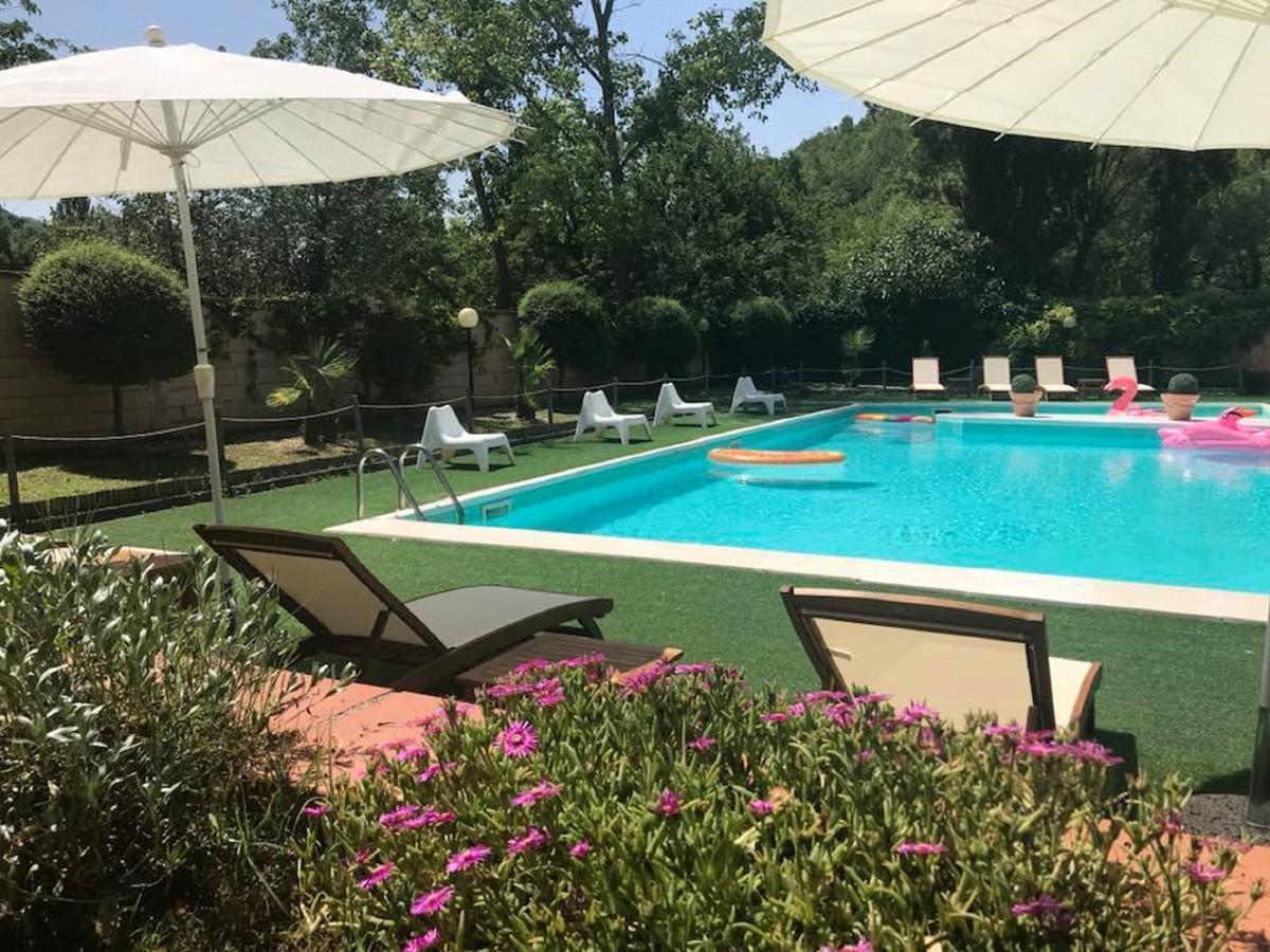 Hotel Borgo Antico Φαμπριάνο Εξωτερικό φωτογραφία