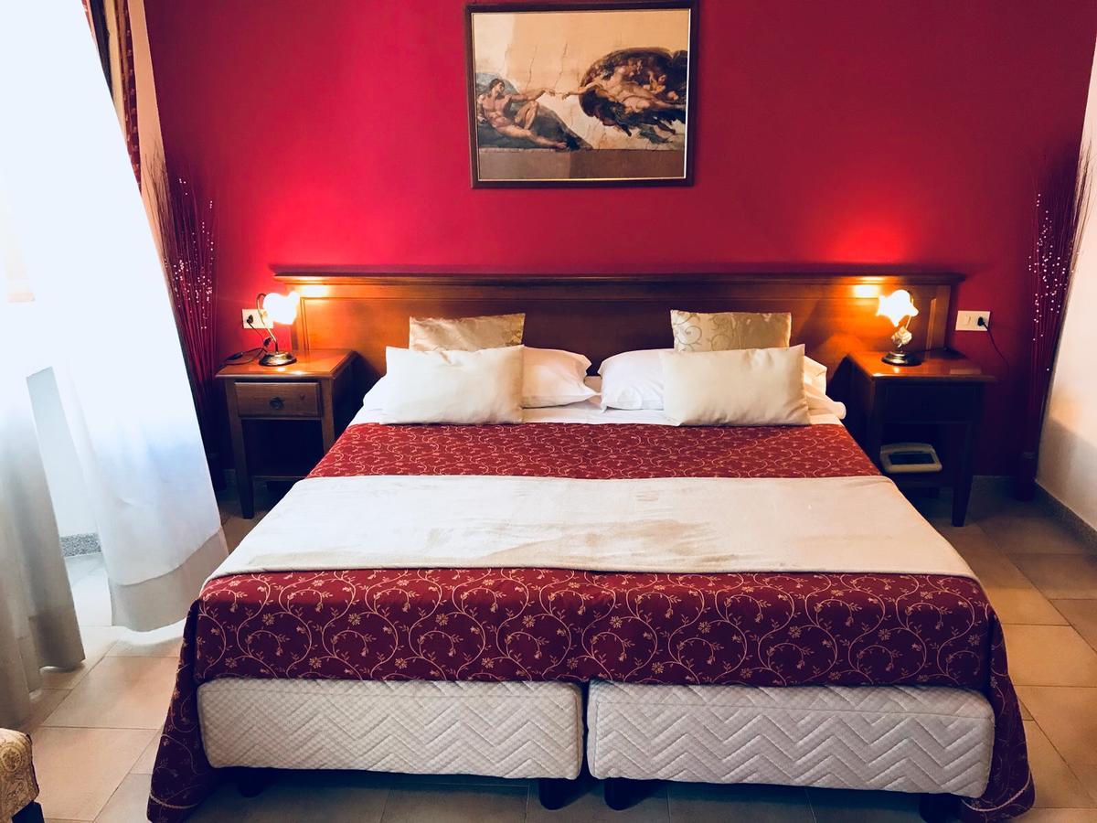 Hotel Borgo Antico Φαμπριάνο Εξωτερικό φωτογραφία