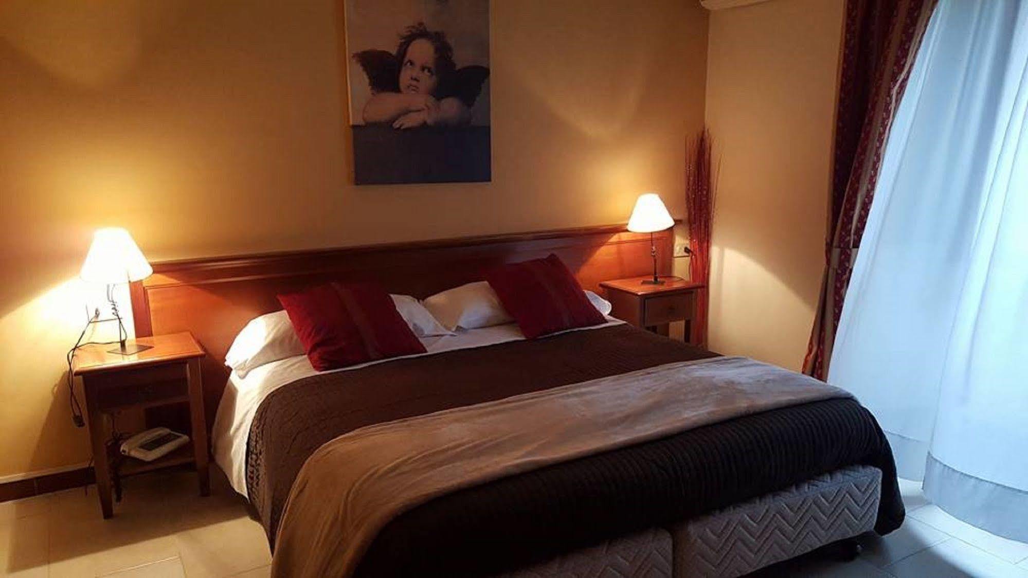 Hotel Borgo Antico Φαμπριάνο Εξωτερικό φωτογραφία